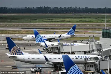 FAA's Sudden Ground Stop Disrupts United Airlines Flights Across Major U.S. Airports, Stranding Thousands