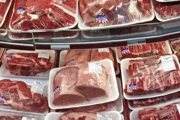 McMaster University Study Sparks Debate: No Increased Mortality Risk from Red Meat, Say Experts