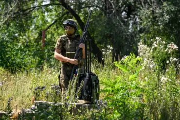 Russian Forces Secure Eastern Yunakovka as Ukraine Launches Counter-Offensives in Sumy Region