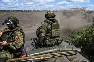 Russian Military Advances in Donetsk and Dnipropetrovsk Displace Civilians and Alter Regional Dynamics