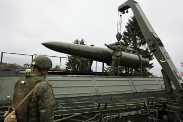 Russia's Iskander Missile: A Precision Weapon with Devastating Impact on Ukraine's Defenses