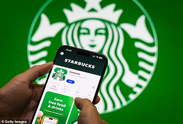 Starbucks Unveils Fall Menu, Returns Pumpkin Spice Latte and Retains Popular Autumn Favorites