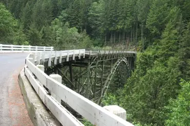 Lifeline Cut Off: Residents and Business Owners Fear Economic Collapse as 103-Year-Old Fairfax Bridge Remains Closed