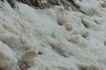 Toxic Sea Foam Advisory on Nantucket Sparks Health Concerns Over 'Forever Chemicals'